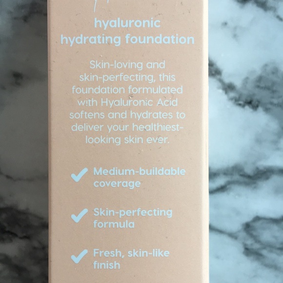 Colourpop Pretty Fresh Foundation - Picture 6 of 8